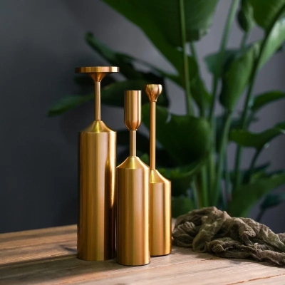 Karely Candle Holder