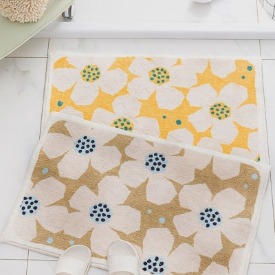 Retro Flower Bath Mat