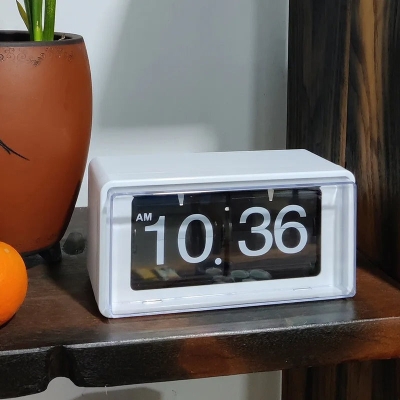 Vayda Retro Flip Clock