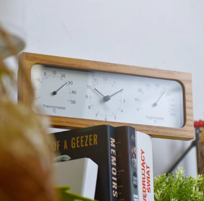 Shirley Wooden Desk Clock