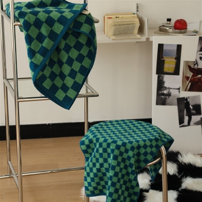 Checkerboard Cotton Bath Towel