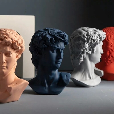 Lisa Resin Sculpture