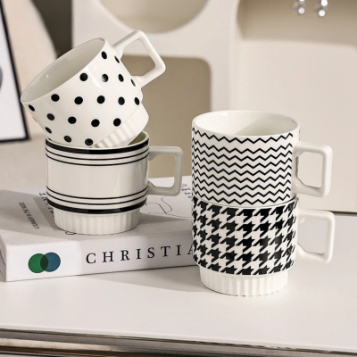Lilasari Mug