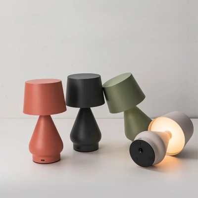 Leida Table Lamp
