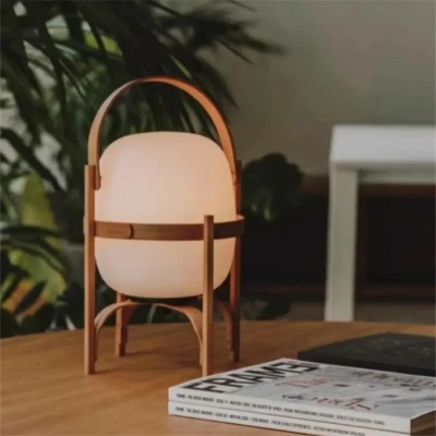 Luzia De Madera Table Lamp