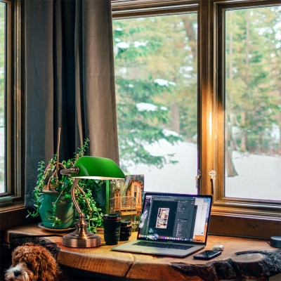 Haniya Desk Lamp
