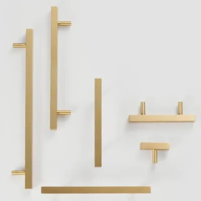 Saoirse Square Door Pull
