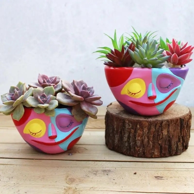 Grimace Planter