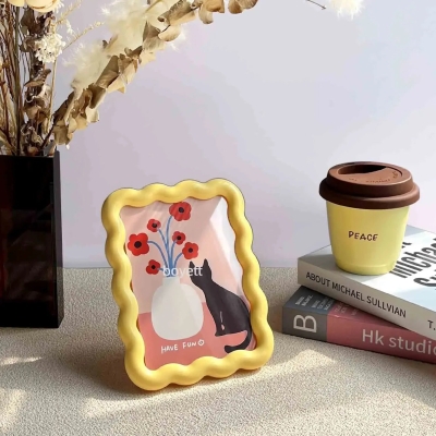 Litecia Picture Frame