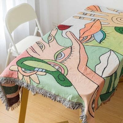 Newtowner Throw