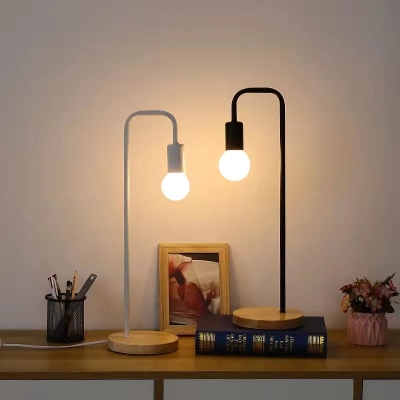 Itzayana Table Lamp