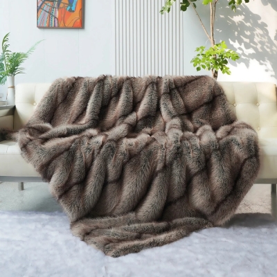 Dania Faux Fur Blanket