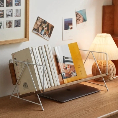 Adriana Creative Bookshelf