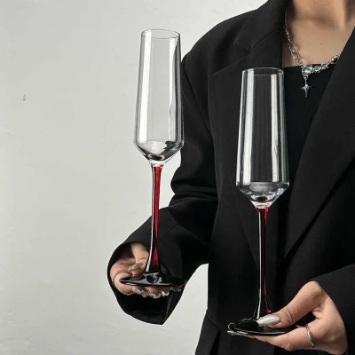 Federica Champagne Glass - Set of 4