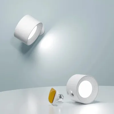 Monterad Wall Lamp