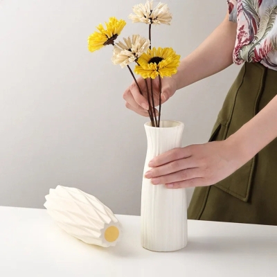 Nordica Vase