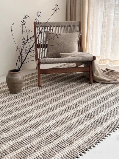 Llorena Hand Woven Wool Area Rug