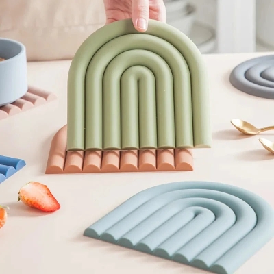 Rainbow Silicone Table Mat