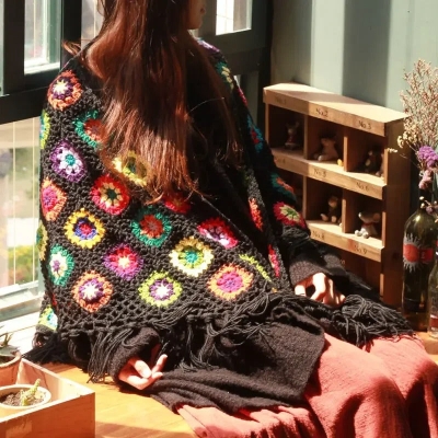 Gypsy Daisy Crochet Shawl