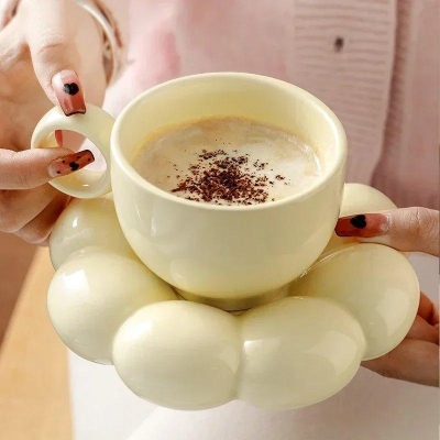Lilyana Ceramic Mug